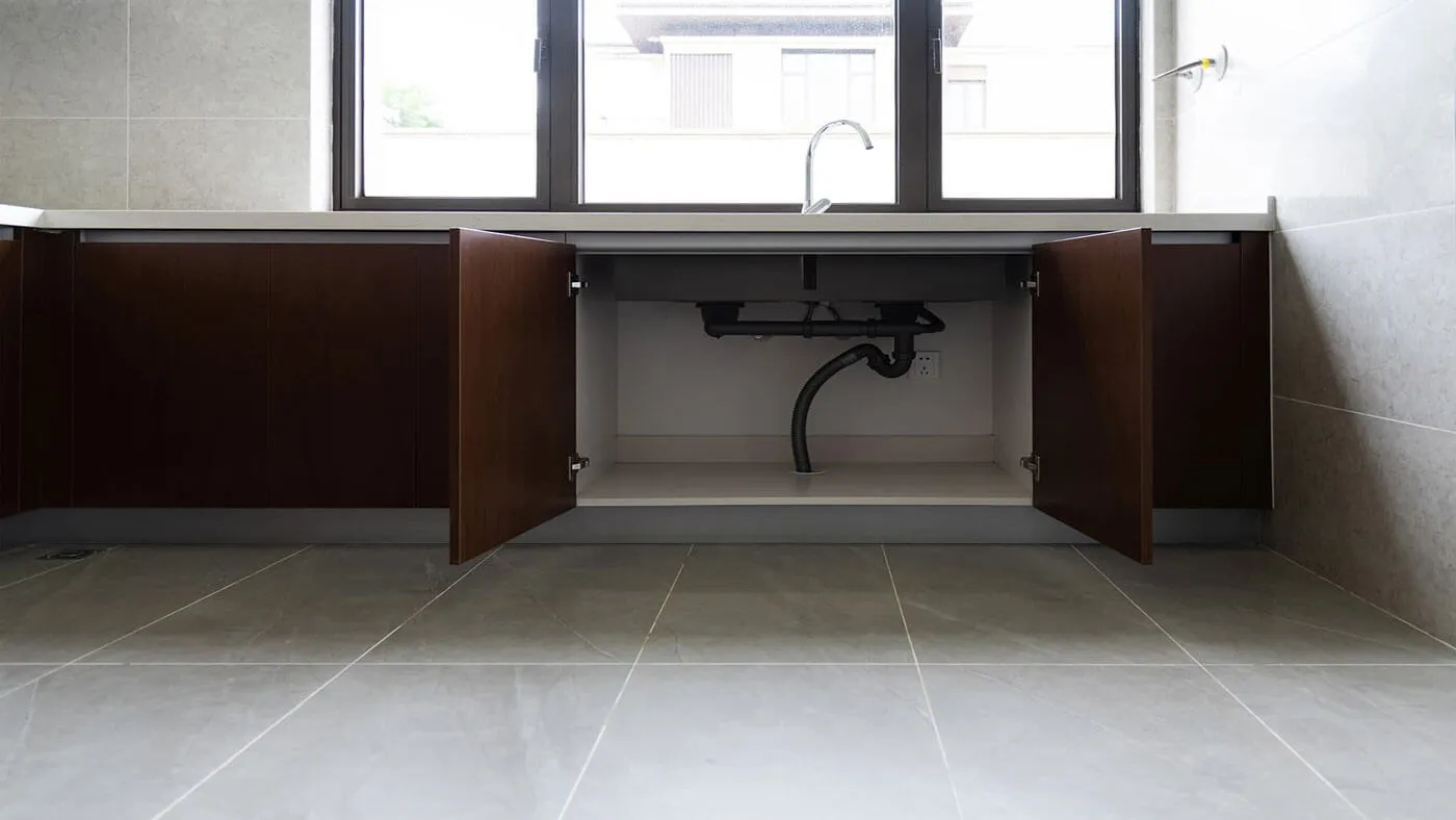 The same kitchen plumbing after rectification