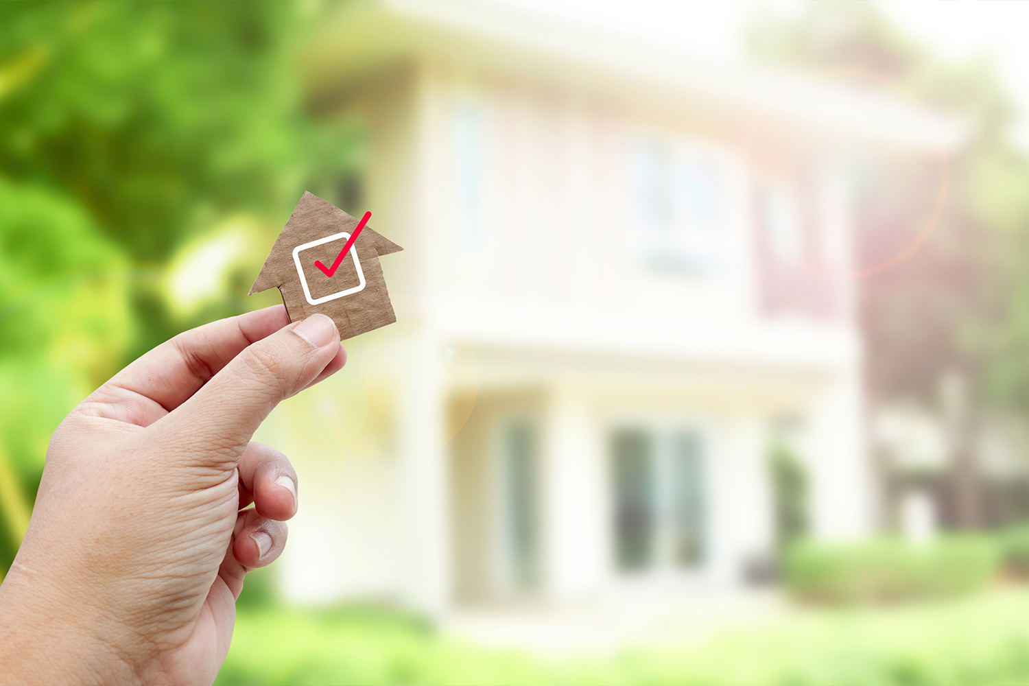 Snagging vs. Surveying: What’s the Difference and When Do You Need Both?